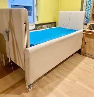Pflegebett von Careline 