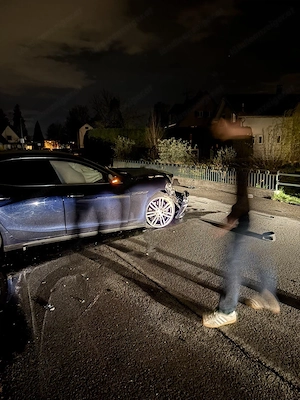 Maserati Ghibli SQ4 UnfallFahrzeug Bild 3