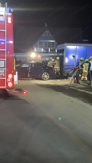 Maserati Ghibli SQ4 UnfallFahrzeug Bild 4