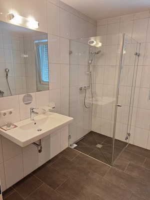 3 Zimmerwohnung zu vermieten Bild 7