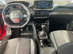 Peugeot 2008 Bild 8