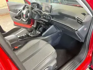 Peugeot 2008 Bild 16