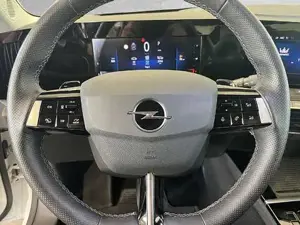 Opel Astra Bild 9