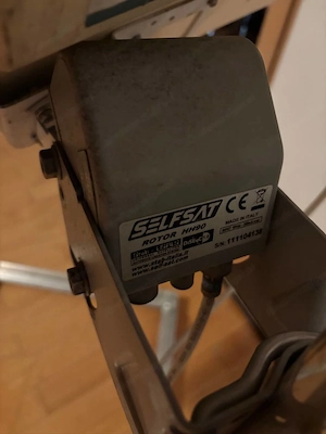 Selfsat Flache Sat-Antenne inkl. Motor Bild 2