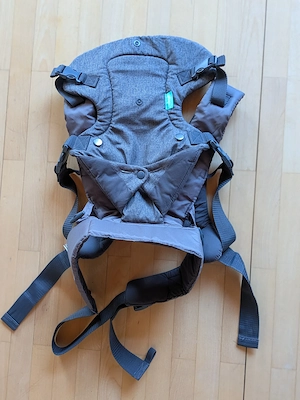 Babytrage Infantino grau