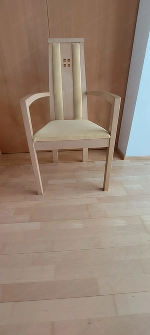  Tischplatte und Stühle  Bild 3