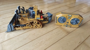 Neuwertiger RC Bulldozer (Planierraupe) M1:24 Bild 2