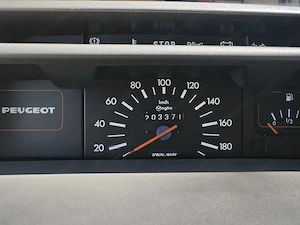 Peugeot 205 Look 1.1L 60PS Bild 5