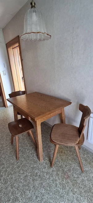 Esstisch mit Stühlen & Hocker Bild 2