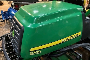 John Deere Precision Cut 8700 4WD Spindelmäher Bild 4