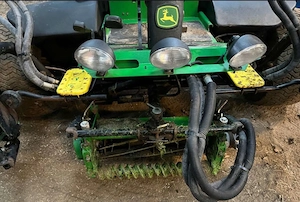 John Deere Precision Cut 8700 4WD Spindelmäher Bild 6