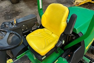 John Deere Precision Cut 8700 4WD Spindelmäher Bild 2