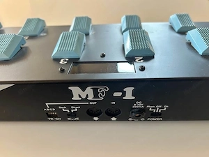 MIDI Foot Controller Bild 2
