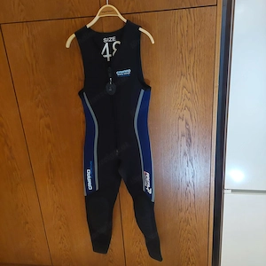 Surfanzug Größe 48 