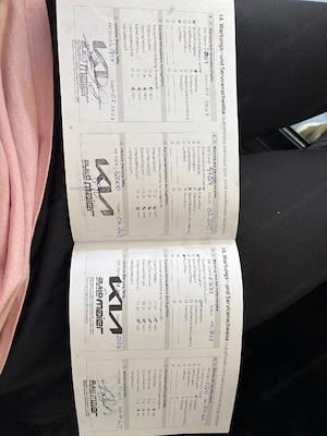 Auto Kia Rio 1.2.Titan Schwarz Bild 3