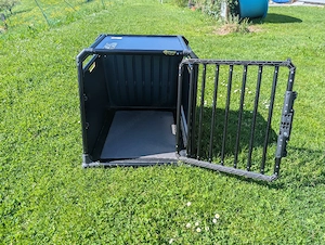 Hundebox 4pets Pro Noir M