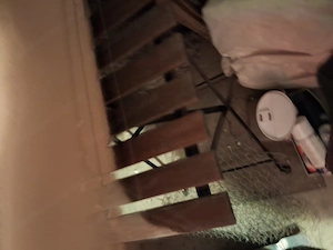 Klappbare Gartenstühle und Tisch