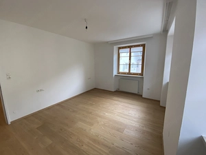 Büro Praxis Therapieflächen in einem historischen Altstadthaus mitten in Bludenz! Bild 3