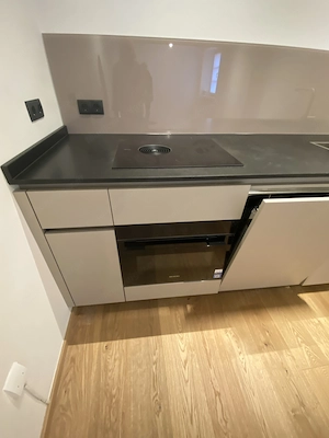 Büro Praxis Therapieflächen in einem historischen Altstadthaus mitten in Bludenz! Bild 8