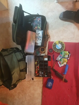 2 taschen mit zubehör 