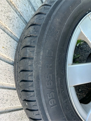 Sommerreifen mit Alufelgen Bild 4