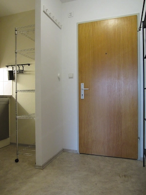 Apartment teilmöbliert mit Loggia, Seeblick und Tiefgarage Bild 2