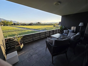 Helle, teilmöblierte Dachgeschosswohnung mit großer Terrasse in Wolfurt zu vermieten.