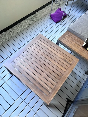 Lounge Echtholztisch