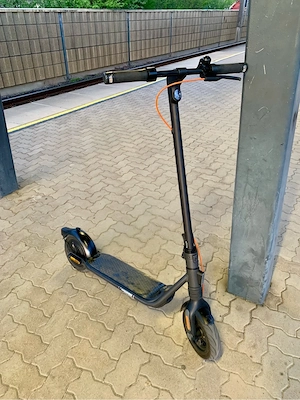 Nineboot Kickscooter F2 Pro Bild 2