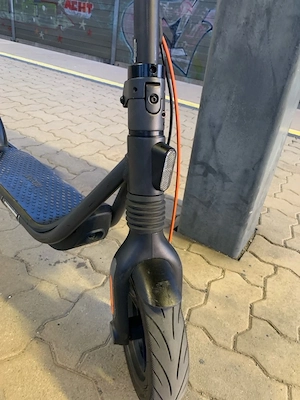 Nineboot Kickscooter F2 Pro Bild 3