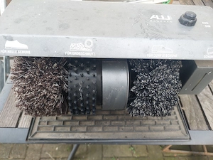 Schuhputzmaschine