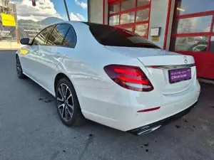 Mercedes-Benz E 220 Bild 6