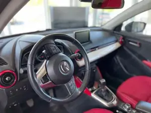 Mazda 2 Bild 13