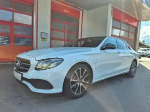 Mercedes-Benz E 220 Bild 4