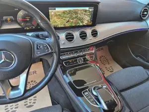 Mercedes-Benz E 220 Bild 13