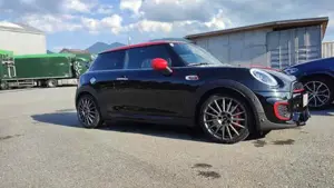 MINI John Cooper Works Bild 2