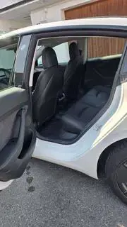 Tesla Model 3 Bild 4