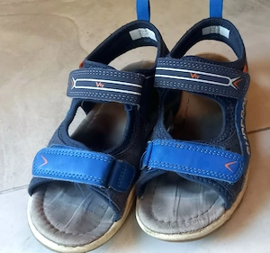 Gr 32 Sandalen 