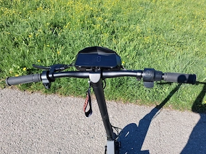 Verkaufe E-Scooter Kukirin G2 Bild 4