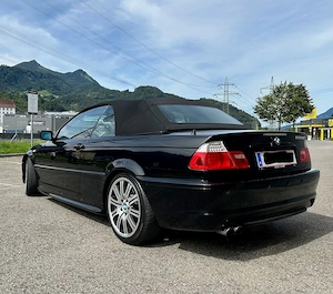 BMW 330 330Ci Cabrio Aut Bild 10