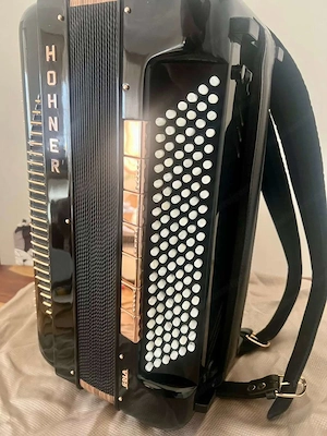 Akkordeon Hohner Gola 5-chörig Bild 4
