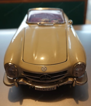 Burago Modellautos, 4 STÜCK, NEUWERTIG  Bild 12