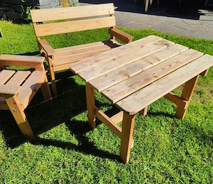 Kinder Sitzgarnitur aus Holz Bild 3