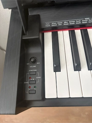 klavier wie neu Bild 2