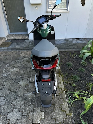 Piaggio 1 Elektroroller  Bild 5