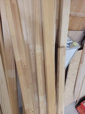 Holzlatten zu verschenken Bild 3