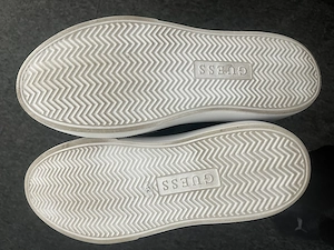 Guess Sneaker (2x kurz getragen)  Bild 3