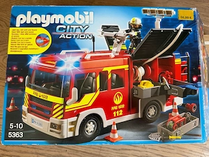 Playmobil Fruerwehrauto Bild 2