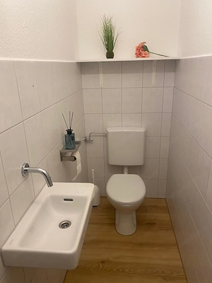 Helle und freundliche 4- Zimmerwohnung mit ca. 97m2 in Zentrum von Dbn. Hatlerdorf zu verkaufen! Bild 9