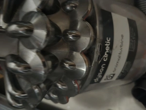 Marke Dyson, Modell DC52 Allergy Parquet. Bild 2